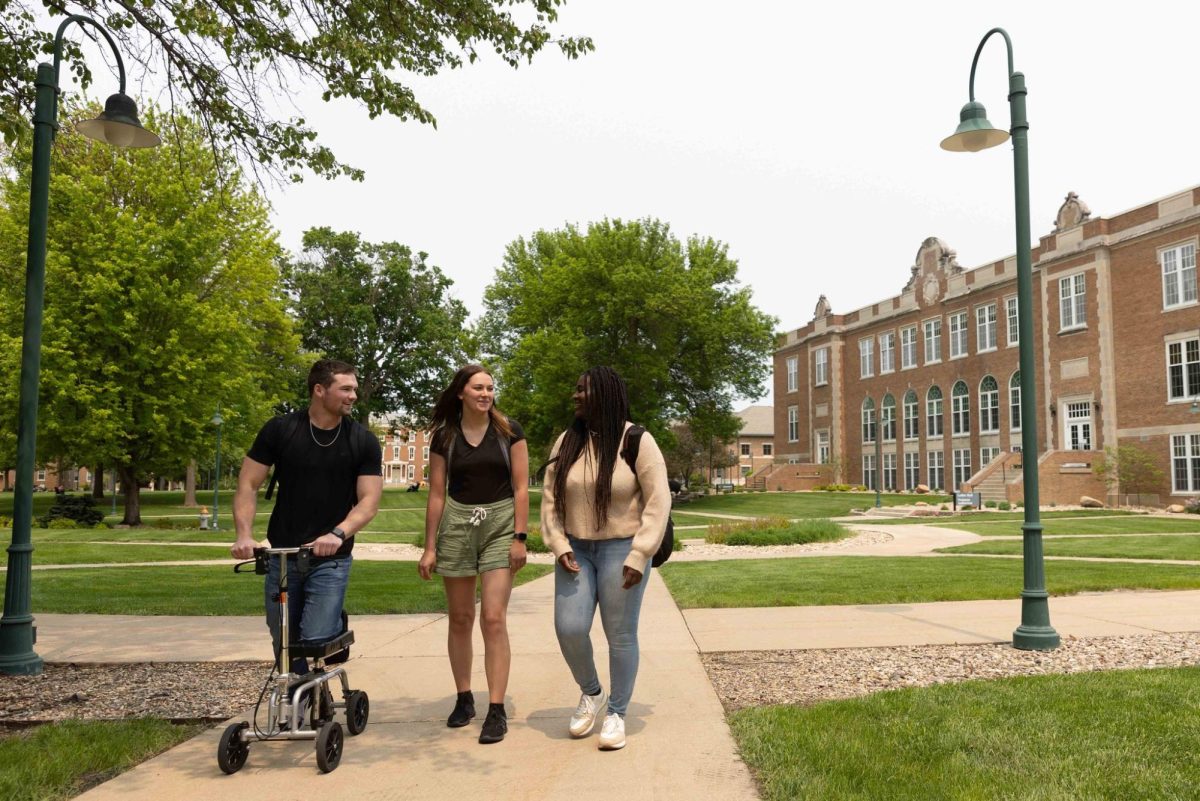 Wartburg College students on campus.